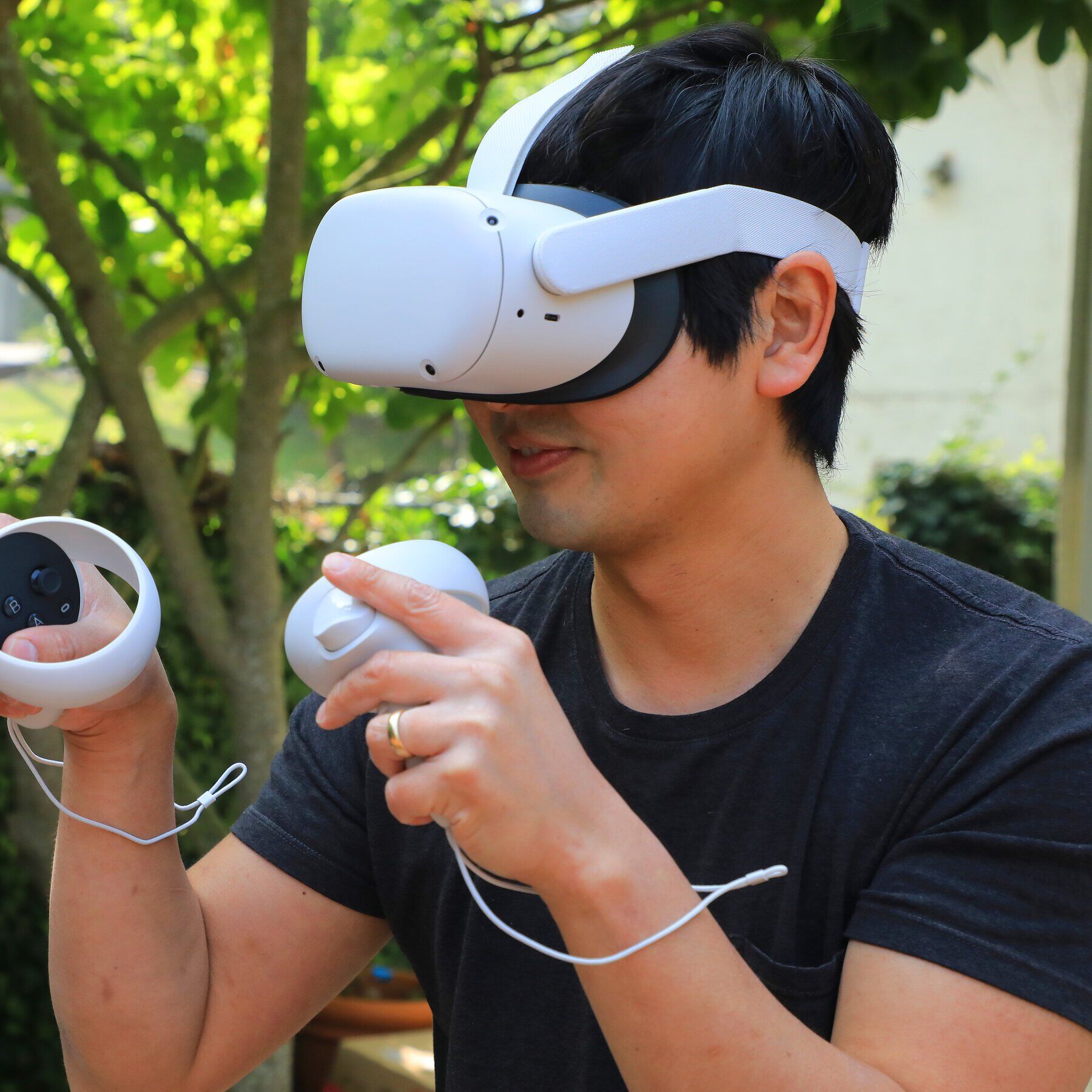 Meta Quest 2 — Advanced All-In-One Virtual Reality Headset – Buy Online at AbmarketX