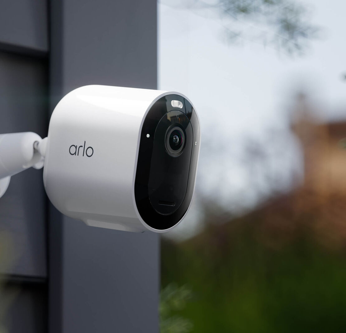 Arlo Pro 5S 2K Wireless Spotlight Camera - Image 2