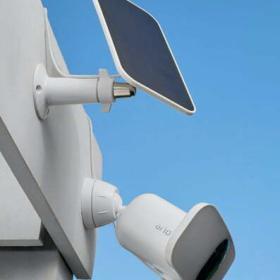 Arlo Pro 3 Wireless Floodlight Camera – 2K HDR – Buy Online at AbmarketX