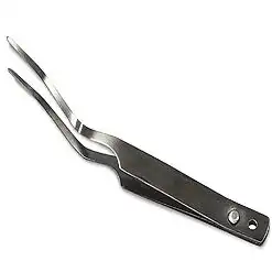 Alternative view of Featherweight Entomology Forceps with Long Precision Points